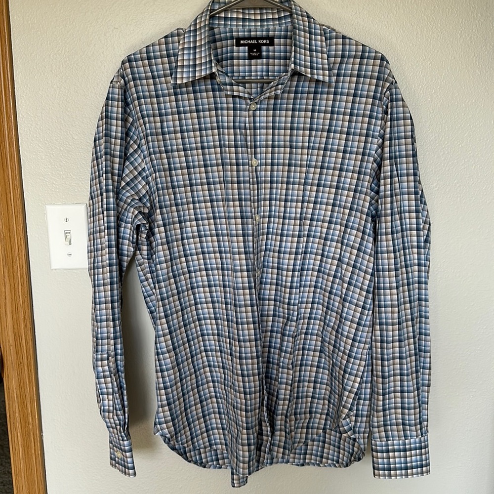 Michael Kors Men’s button up dress shirt size M